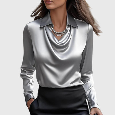 Sylvie | Bluse mit Glanz und Faltenausschnitt