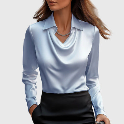 Sylvie | Bluse mit Glanz und Faltenausschnitt
