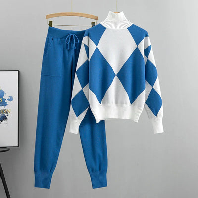 Lina | Strick-Set aus Pullover & Hose