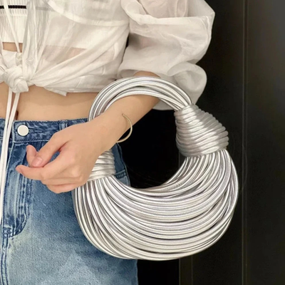 Aurélie | Luxuriöse goldene Handtasche