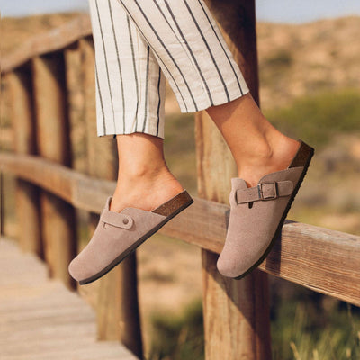 Nova | Komfortable Slip-On Clogs mit Wildleder-Optik