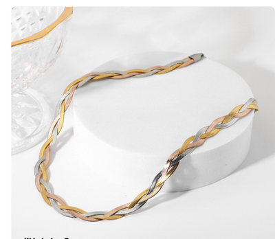 Olivia | Luxuriöse Visgraat Ketten- & Armband-Set in 18K Gold Plated Edelstahl