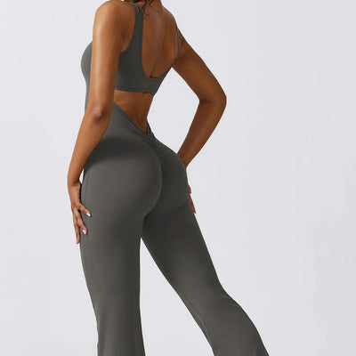 Nora | Figurbetonter Flare-Jumpsuit (Bestseller)